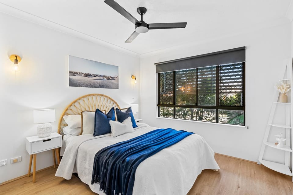 Stylish 2-BR Apartment Apartment in Palm Beach