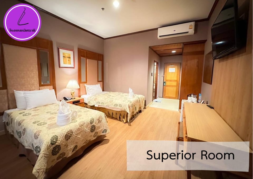 โรงแรมเลิศธานี Hotel in Laos
