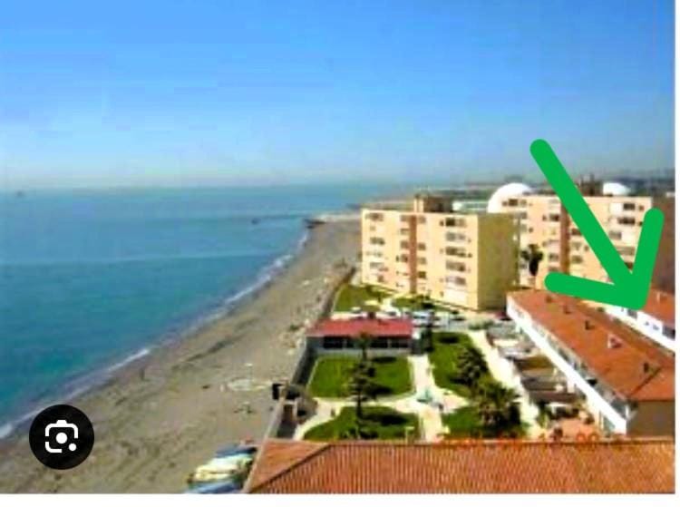 Neighbourhood, Beach