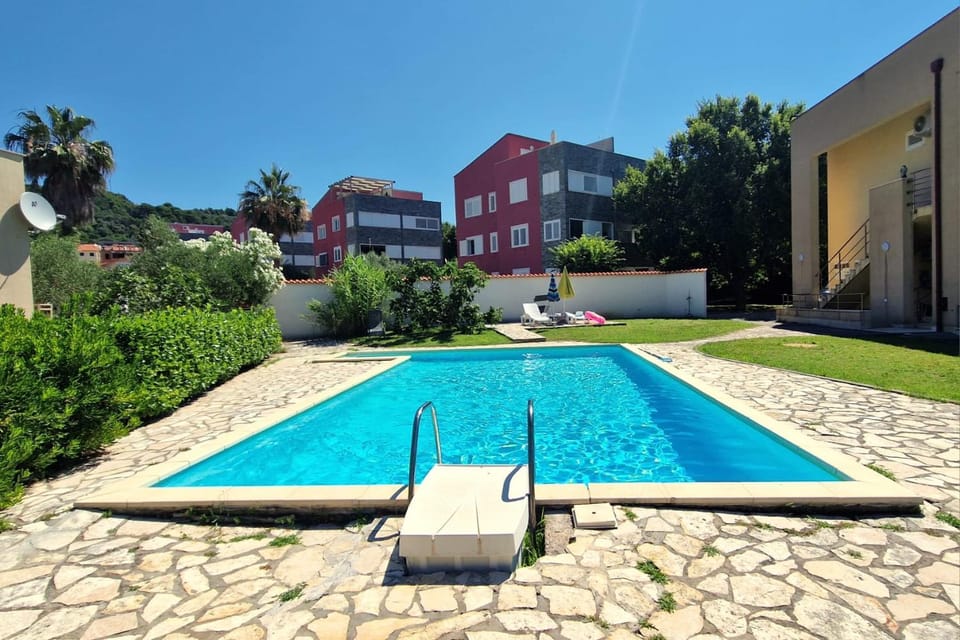 Day, Garden view, Pool view, Swimming pool