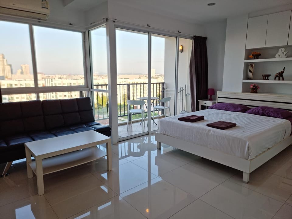 Diamond Suite Apartment in Pattaya City