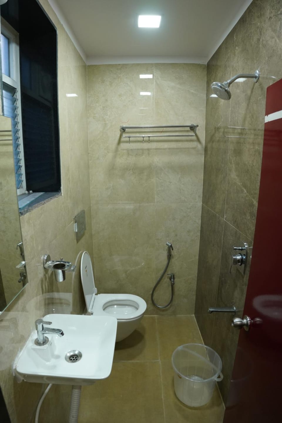 Shower, Toilet, Bathroom