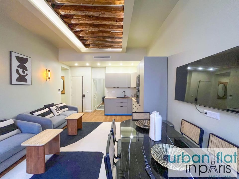 Urban Flat 188 - Stunning 4 Bedroom Flat in Paris Apartment in Paris
