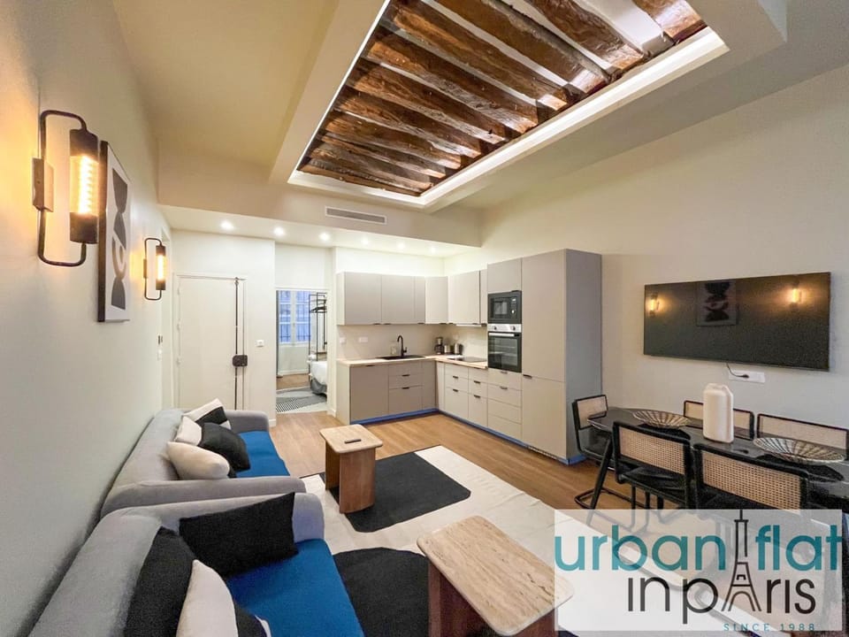 Urban Flat 188 - Stunning 4 Bedroom Flat in Paris Apartment in Paris