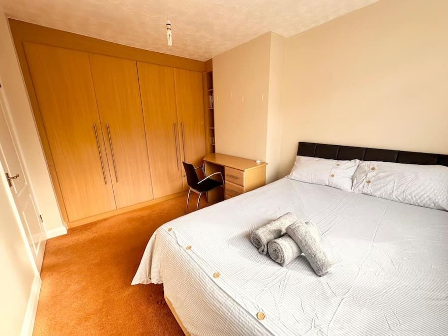 3 Bedroom House in DA15 House in Sidcup