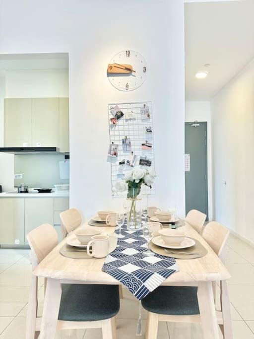 Paradigm Residence 3BR Deluxe Suite Skudai by Luxecocoo CK Apartment in Johor Bahru