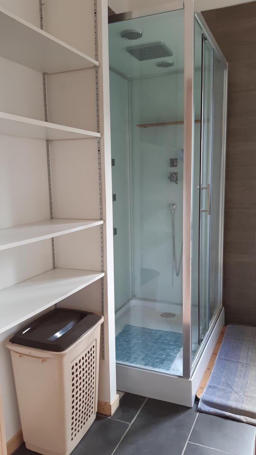 Shower, Bathroom