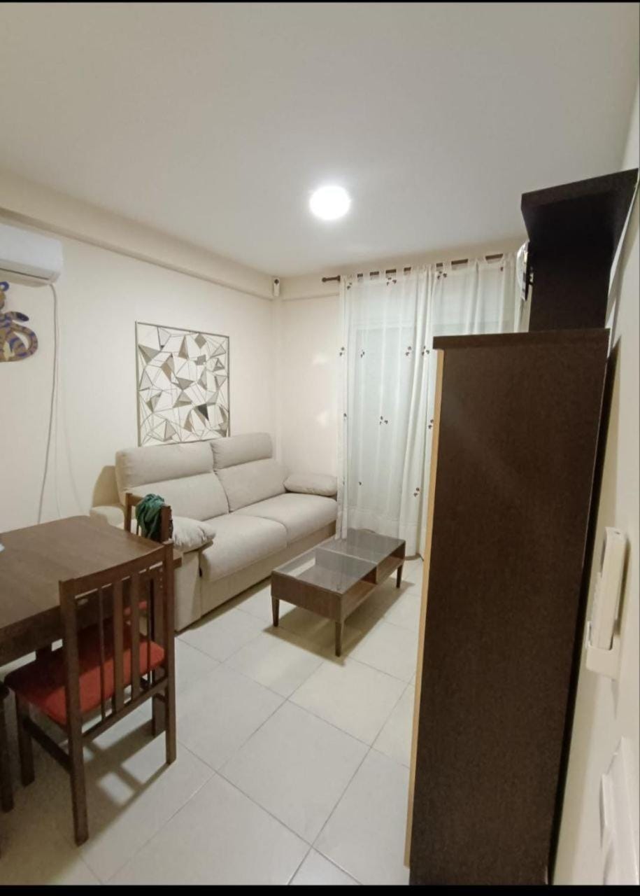 TV and multimedia, Photo of the whole room, Seating area