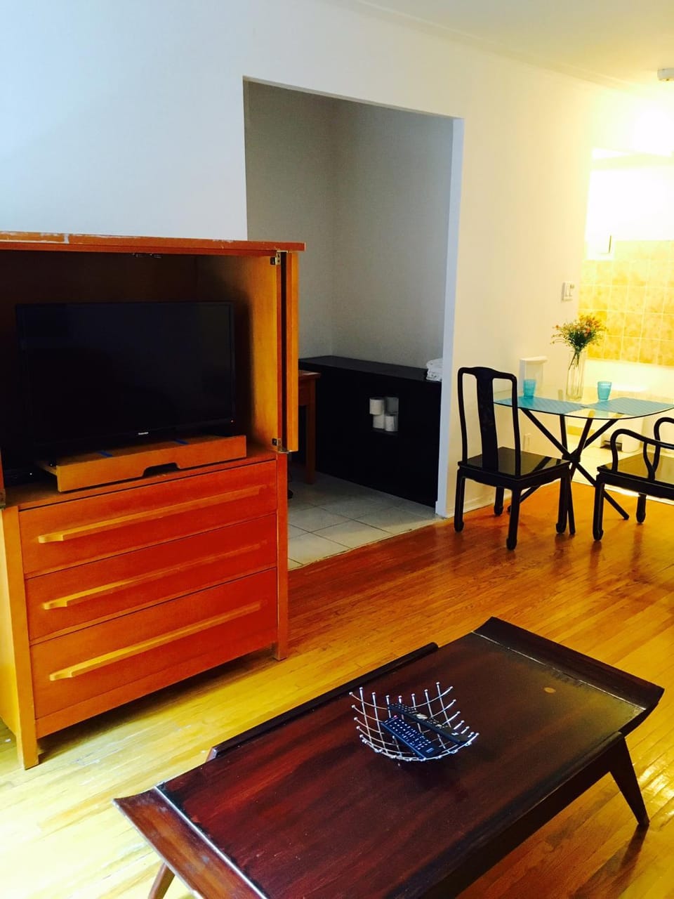 Stylish Montreal Apartment Comfortable Stay in the Golden Square Mile Apartment in Montreal