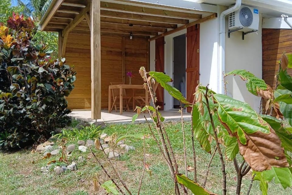 Location privative dans villa House in Sainte-Luce