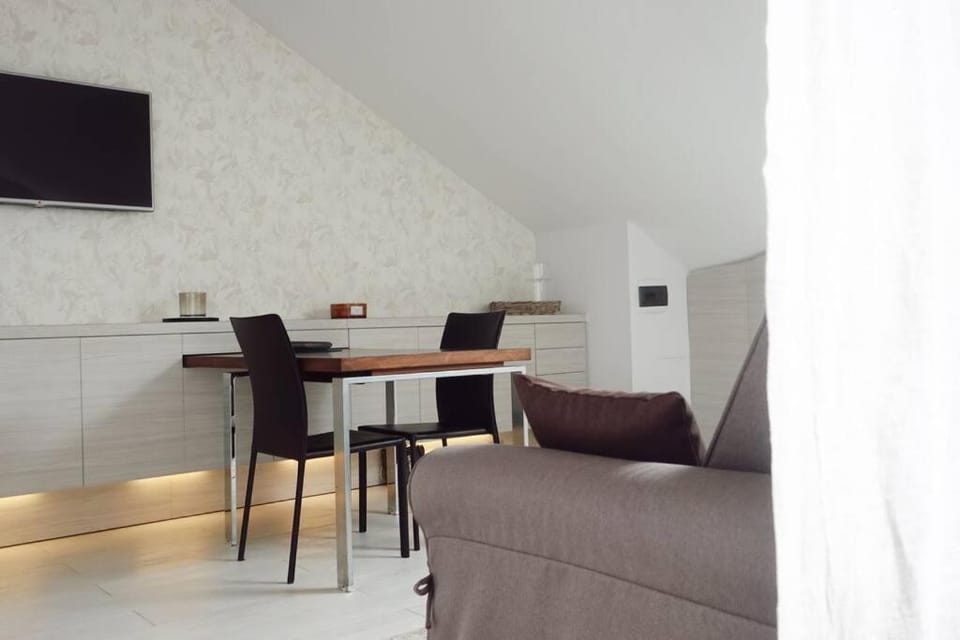 Chic Retreat Apartment in Asti