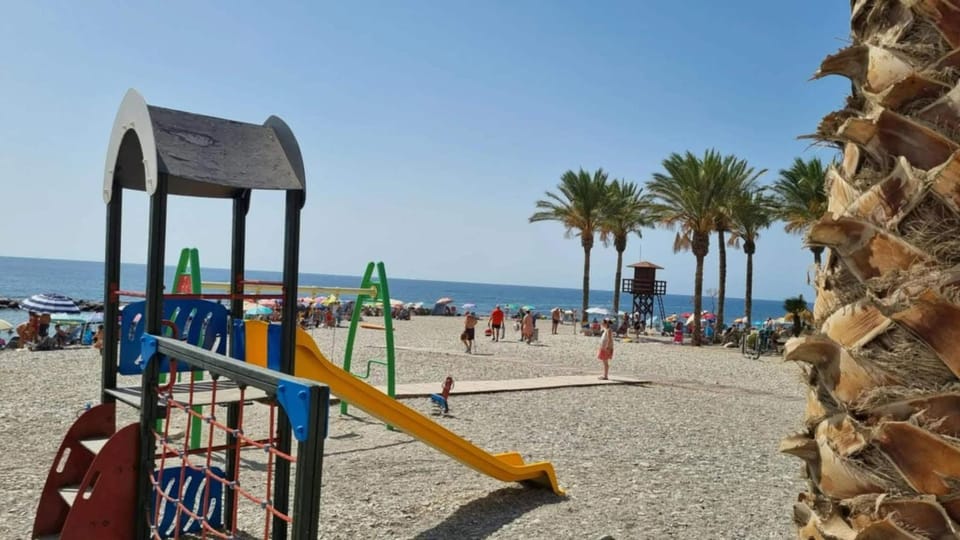 Children play ground, Beach