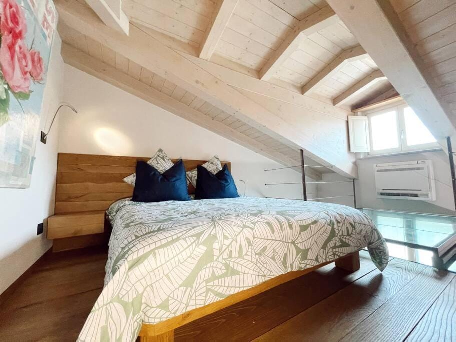 Loft Cùntra Maestra Apartment in Asti