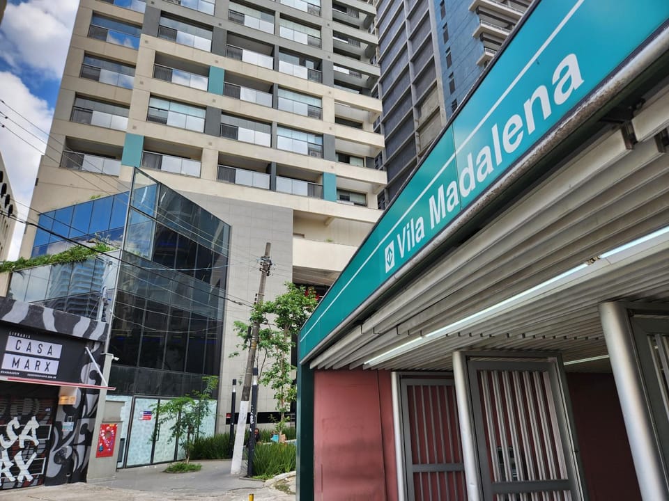 Property building, Street view