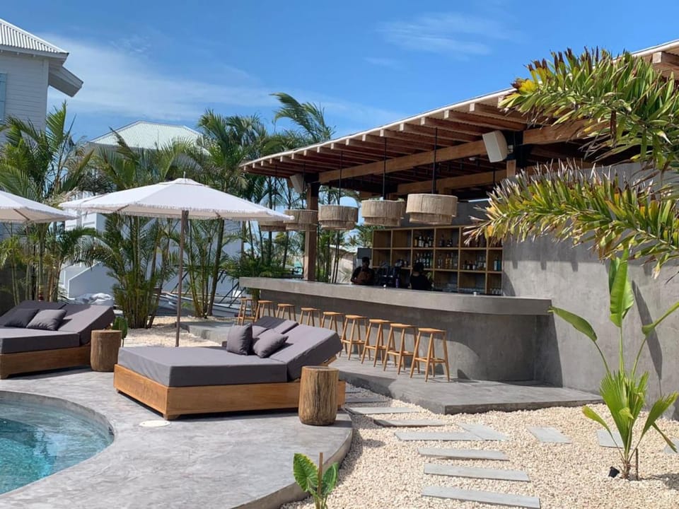 The Lovejoy and Mistico Beach club plus Boat Shuttle Villa in San Pedro