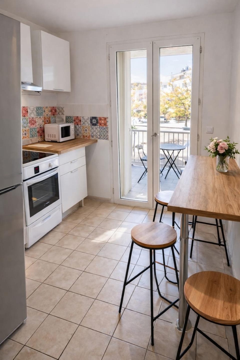 Appartement à la décoration originale 3 lits Clim 2 balcons proche plage centre ville et commerces Apartment in Bastia