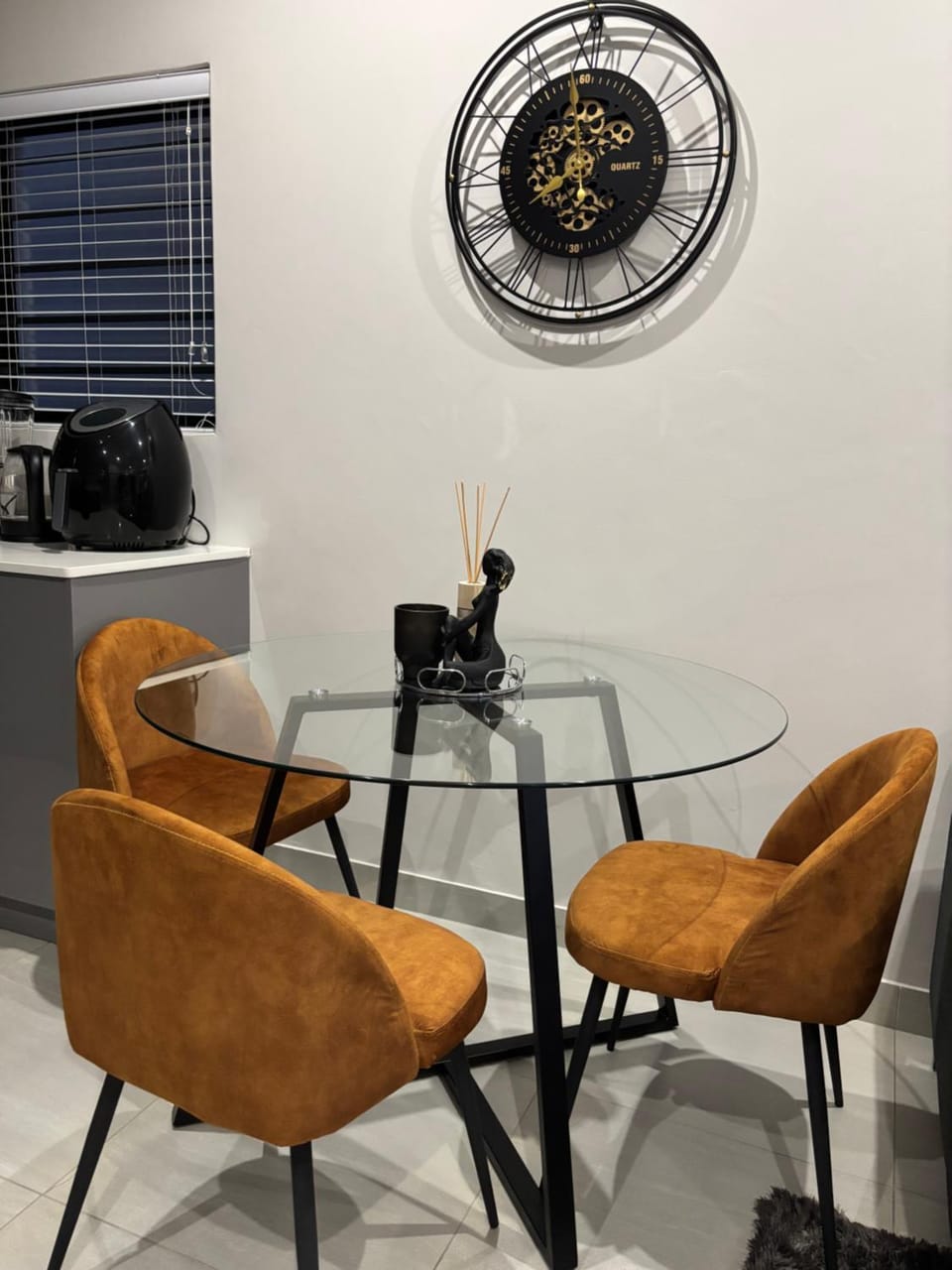 Modern 3 bedroom Urban Getaway House in Cape Town