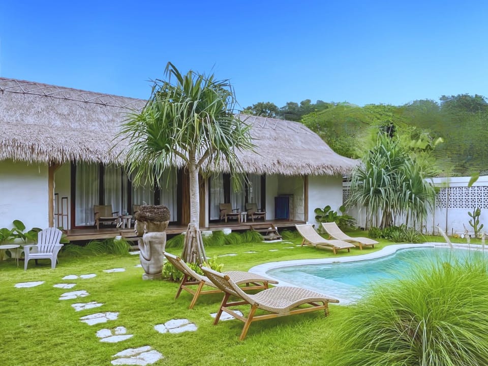 Property building, View (from property/room), Garden view, Pool view, Swimming pool, Swimming pool, Inner courtyard view