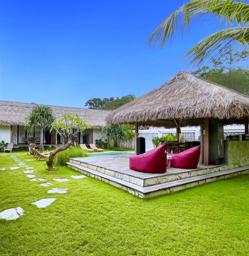 Garden, Kitchen or kitchenette, Dining area, Communal kitchen, Garden view, Pool view, Swimming pool, Swimming pool, Inner courtyard view, sunbed, sunbed, kitchen