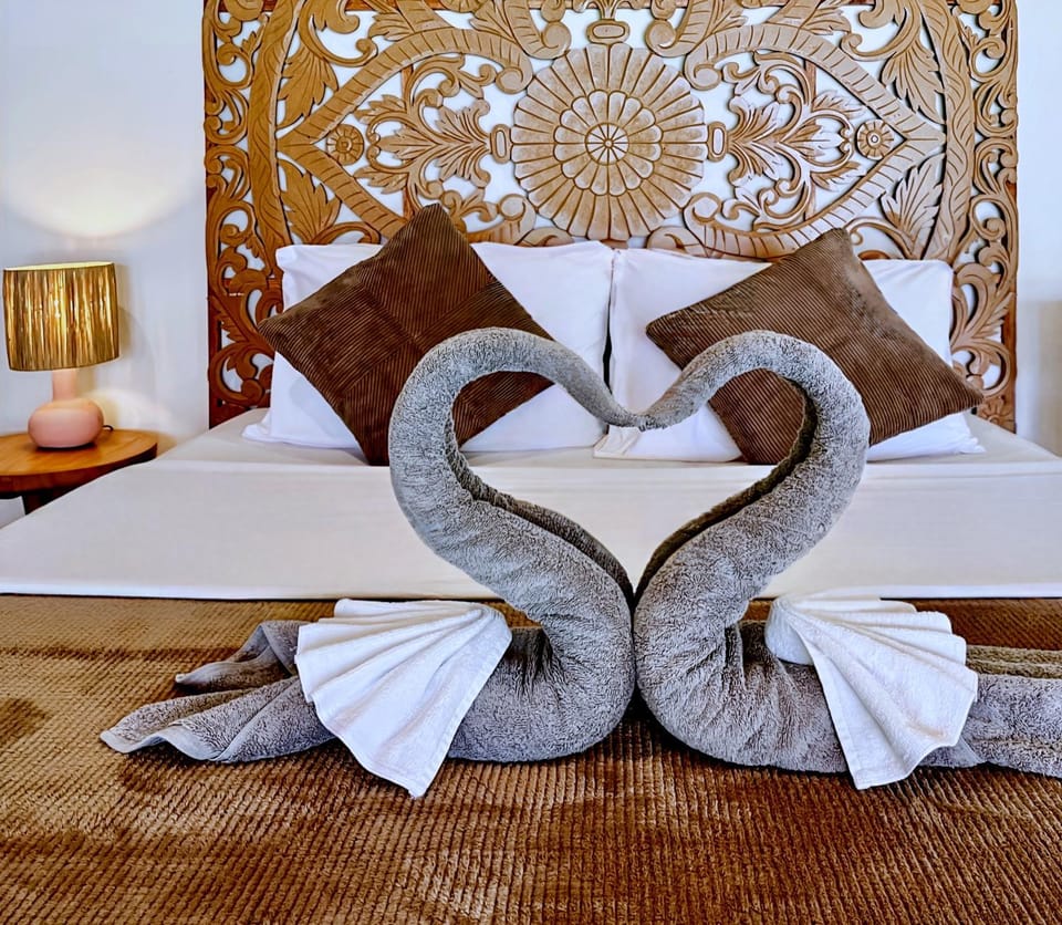 Bed, View (from property/room), Bedroom, Garden view, Pool view, Inner courtyard view, internet, towels, wardrobe, air conditioner
