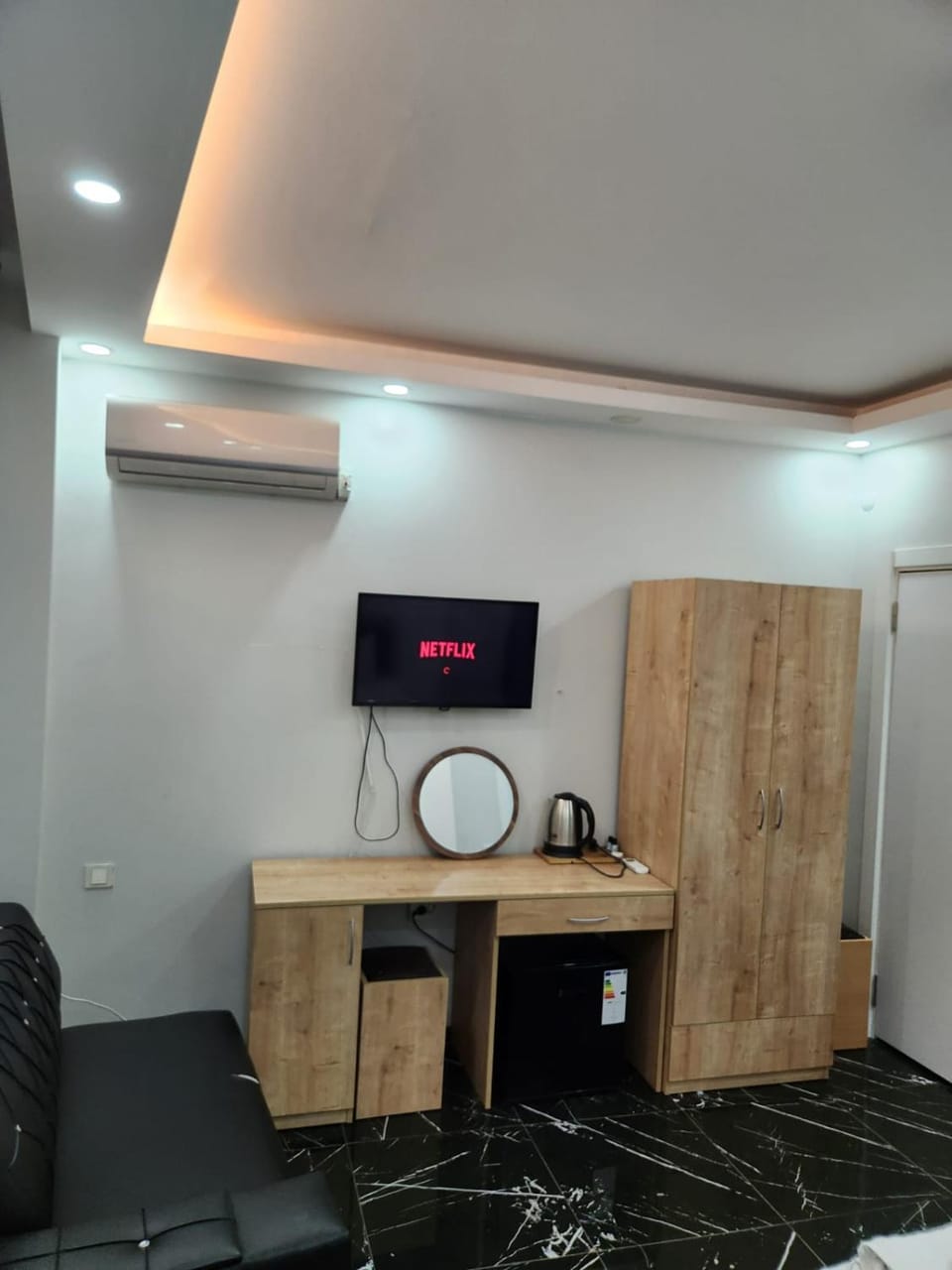 TV and multimedia, Kitchen or kitchenette, minibar, air conditioner