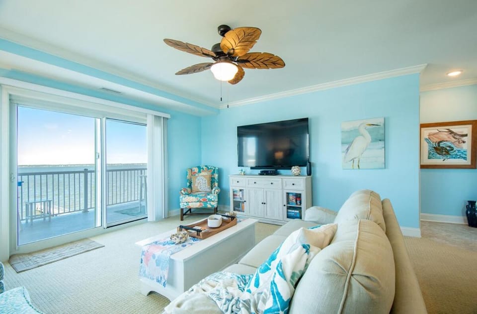 Sunsets on the Sound Apartment in Indian Beach