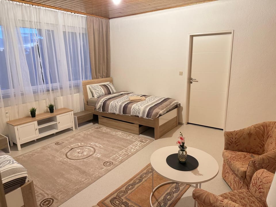 Wohlfühlend 1 Apartment in Kassel