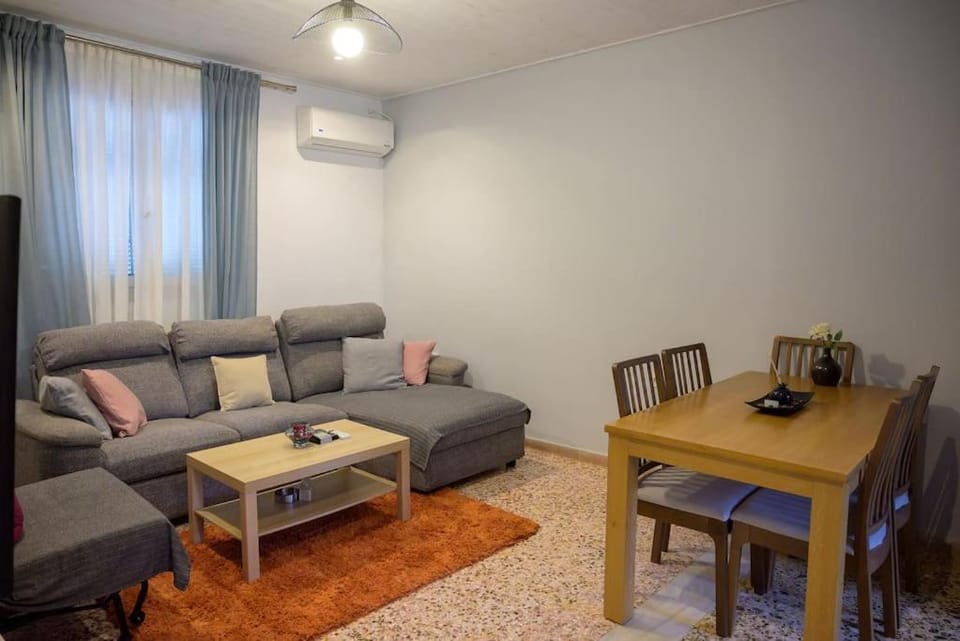 Dimitris Apartment near Athens Airport Apartment in East Attica Regional Unit, Greece
