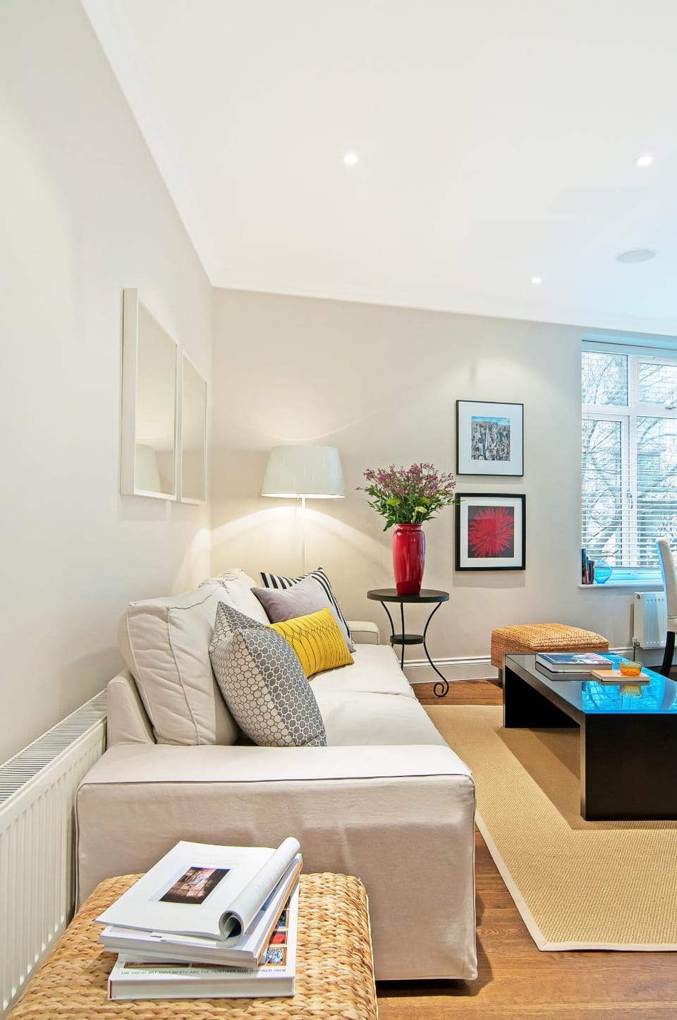 Communal lounge/ TV room, Living room