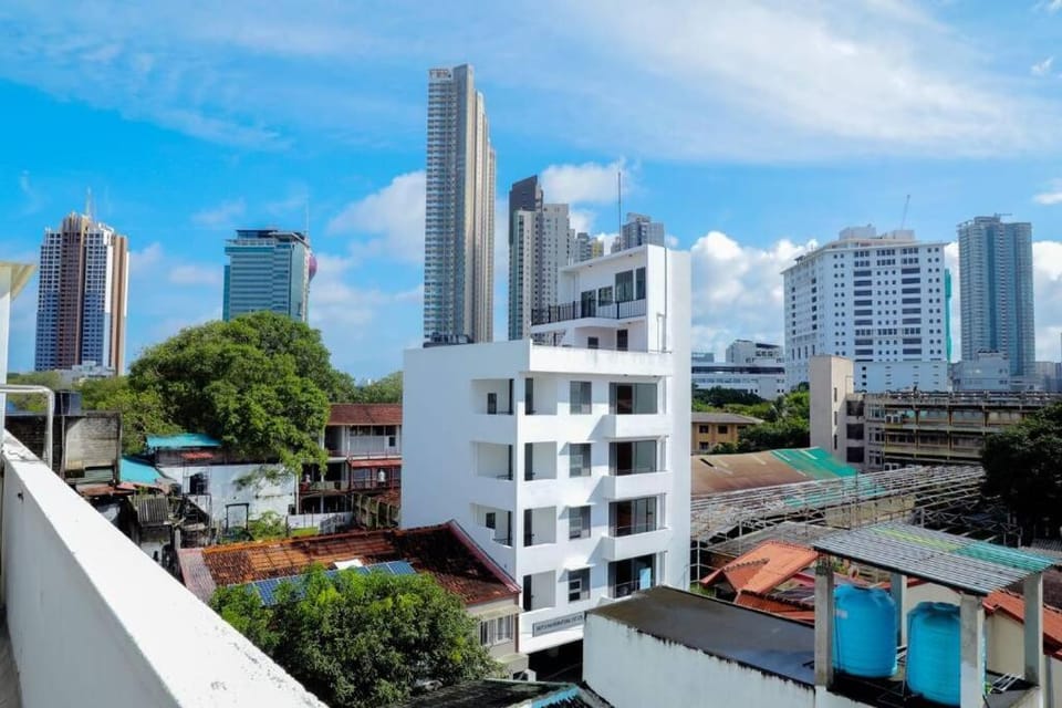 Urban Girl Hostel Apartment in Colombo