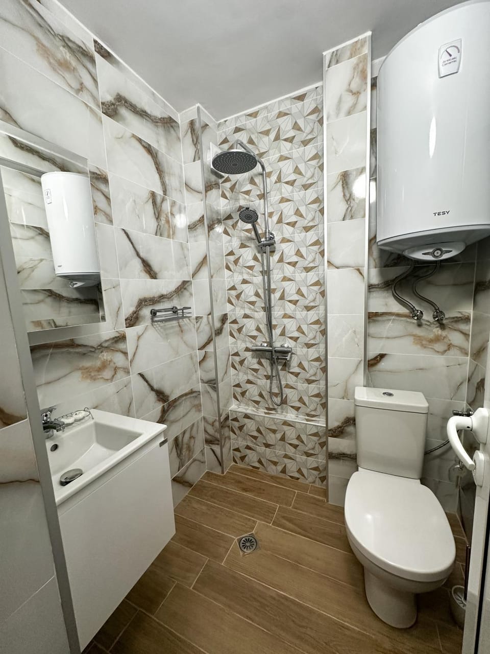 Shower, Toilet, Bathroom