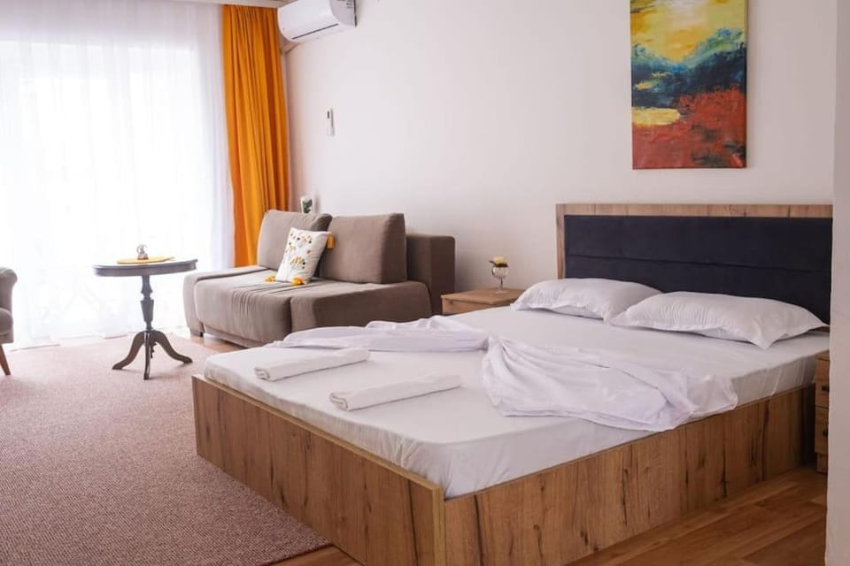 Rron's House Apartment in North Macedonia