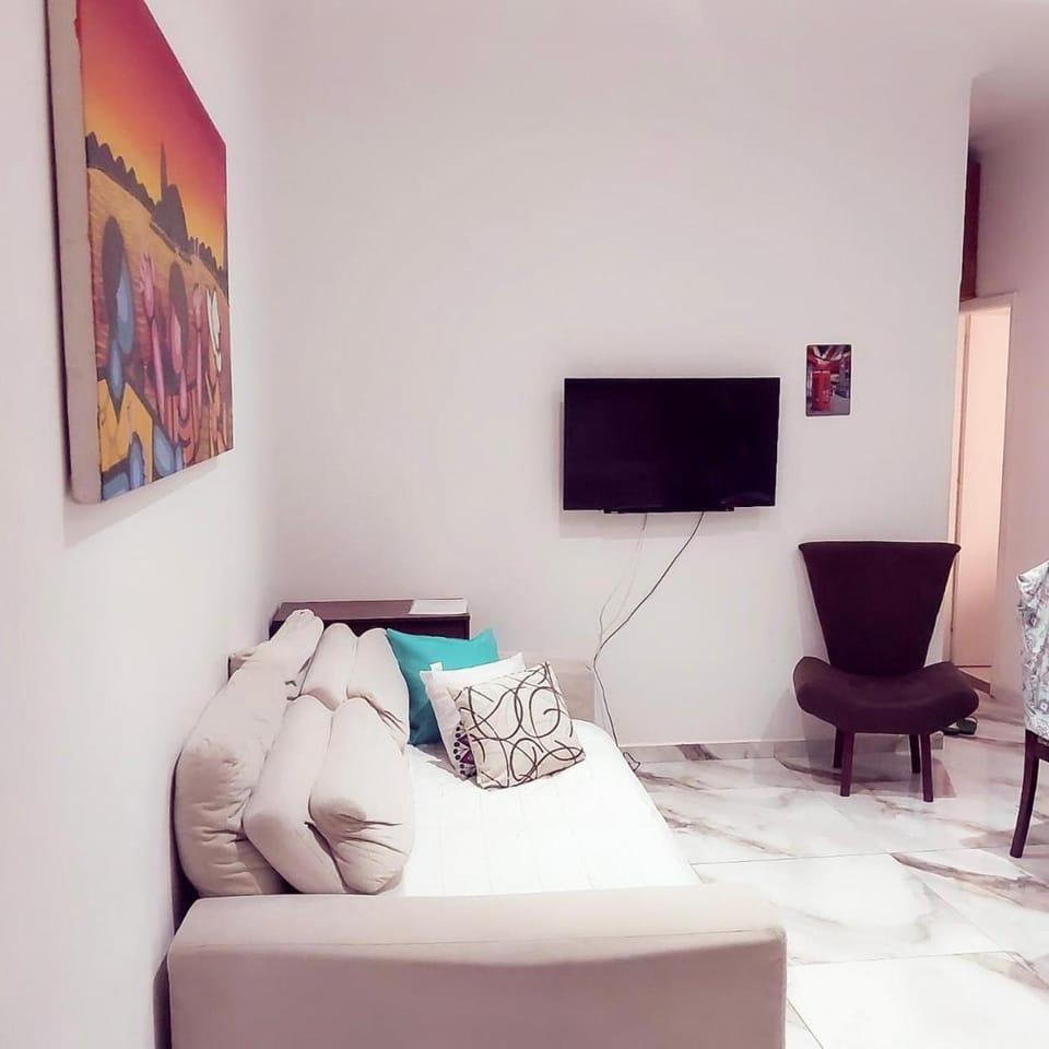 Apartamento Amplo para Grupos - 7 min da Praia Apartment in Rio de Janeiro