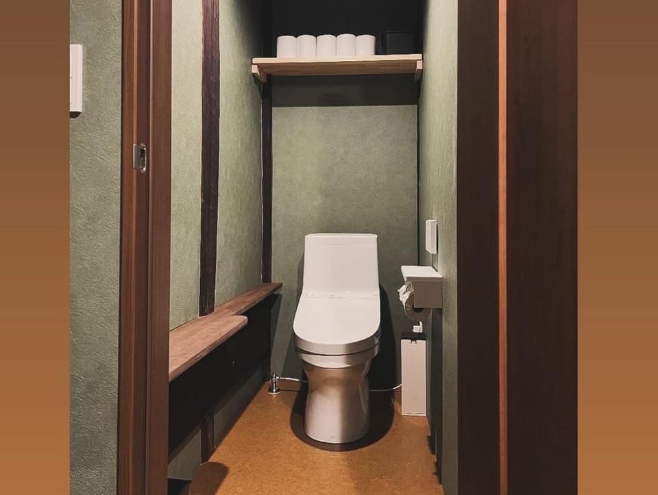 Toilet