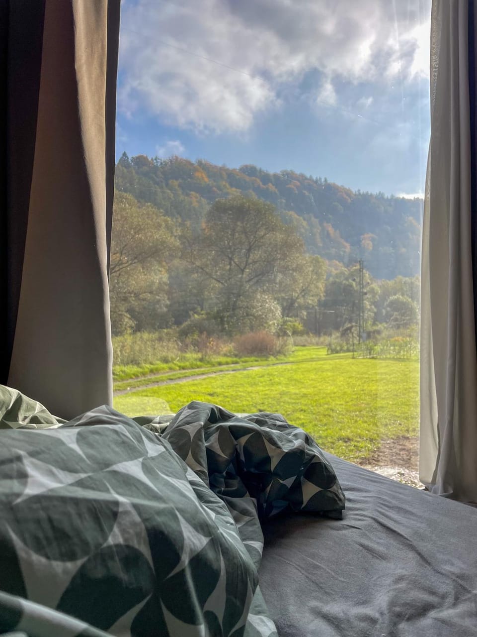 Bed, Natural landscape, Bedroom, Mountain view