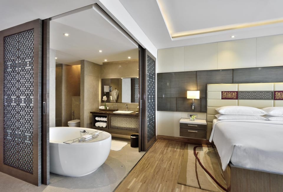 Bathroom, Bath