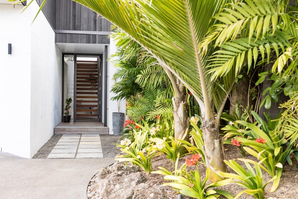 Facade/entrance, Garden view