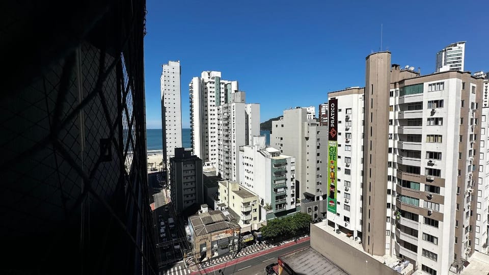 MI01- 3 Quartos| Centro| Churrasqueira| Garagem Apartment in Camboriú