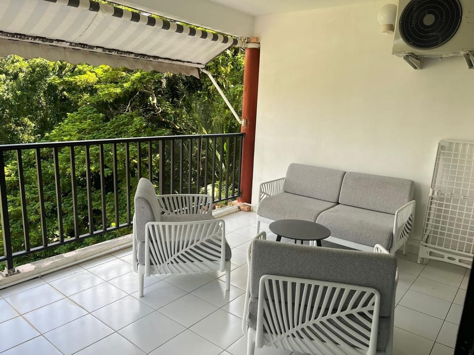 Patio, Balcony/Terrace, Seating area