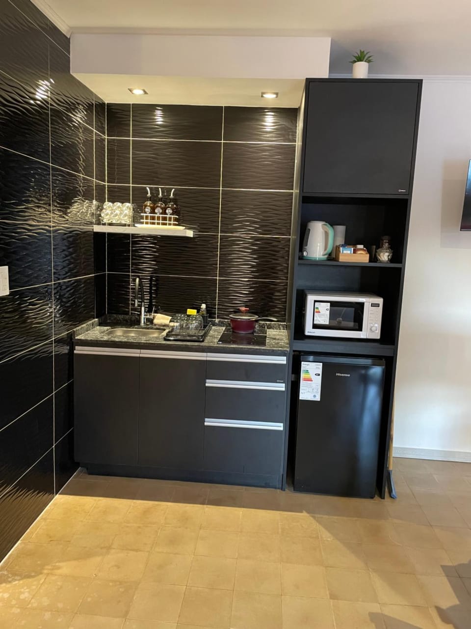 Kitchen or kitchenette