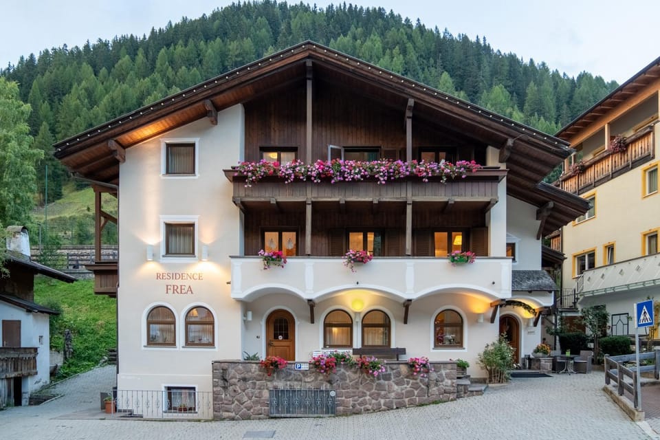 Residence Frea Apartment hotel in Sëlva