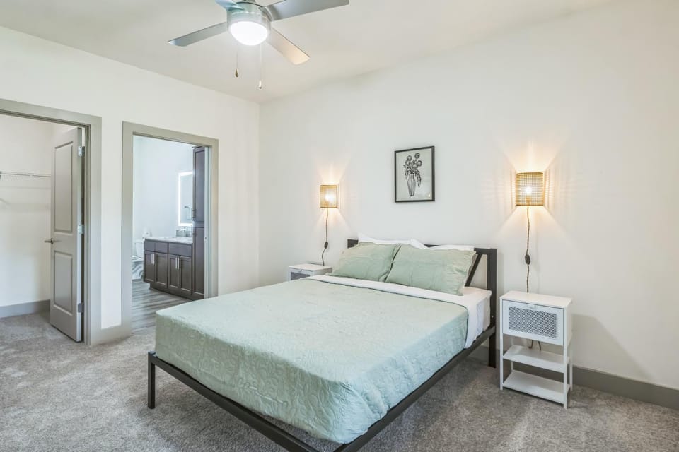 Overlook 4001 I Stunning 2Bd Apartment Apartment in Farragut