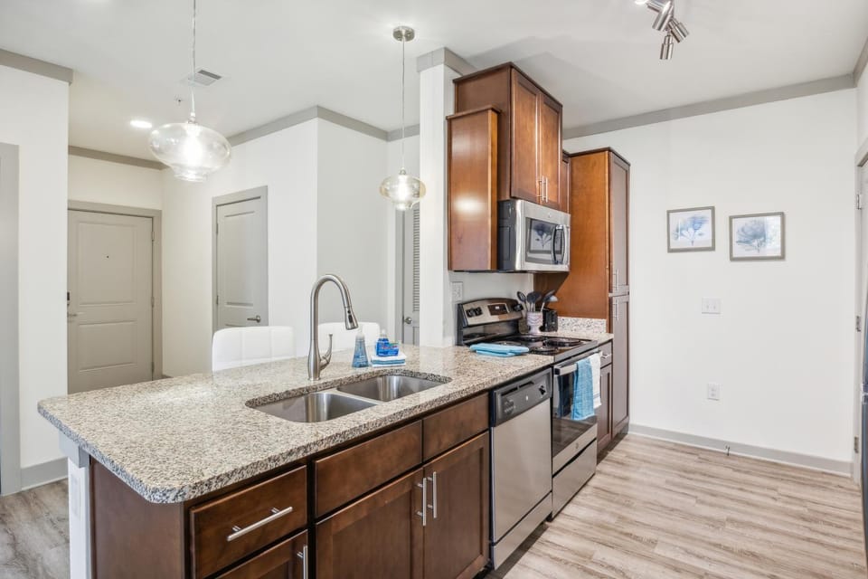 Corporate 2bd Apartment I Properties By Preston Apartment in Farragut