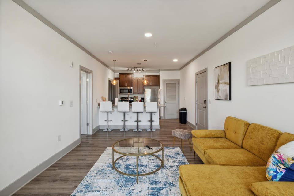 Overlook 1214 I Beautiful 1Bd1Bth Apt I Gym Apartment in Farragut