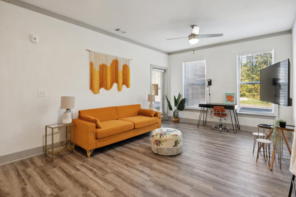 Overlook 5001I Luxury Accommodations I Pool Apartment in Farragut