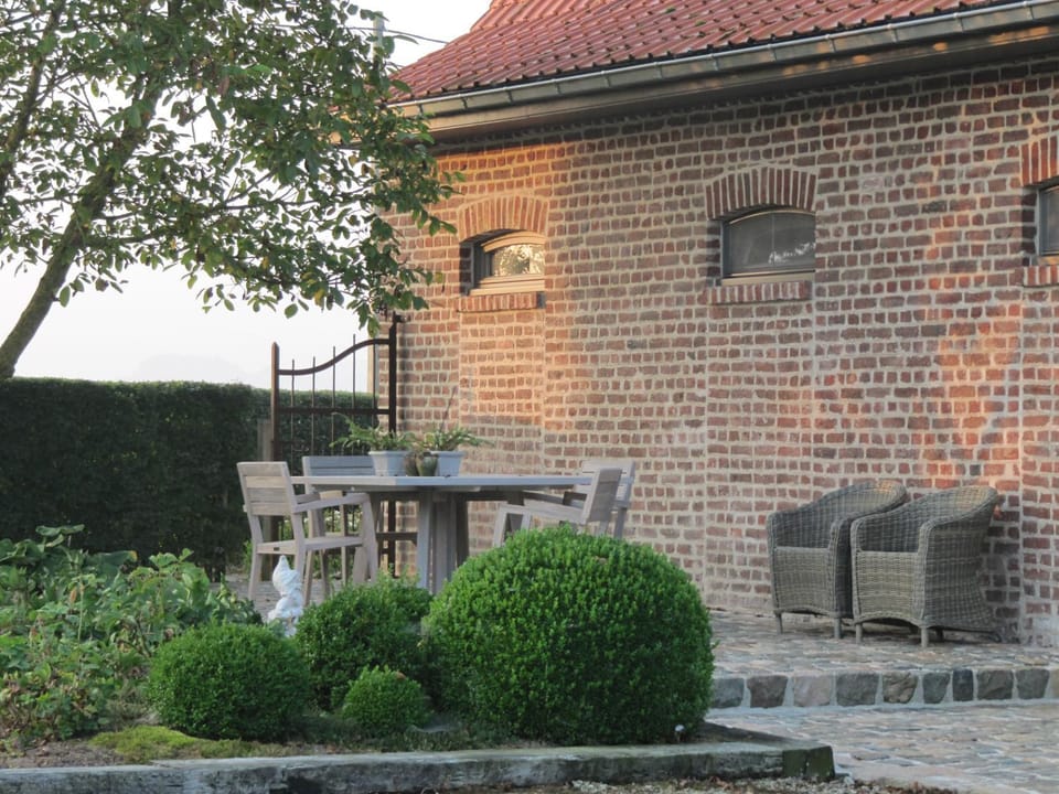Balcony/Terrace, Garden view