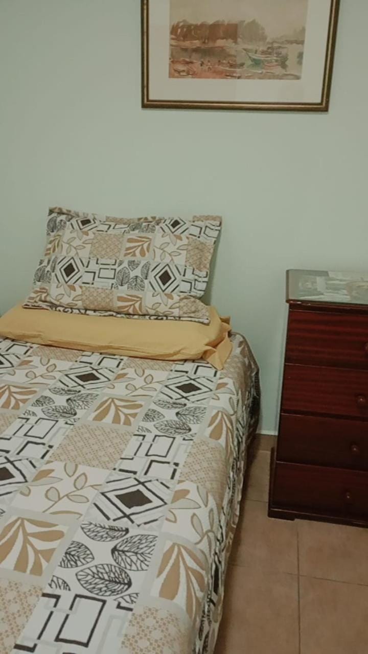 Dpto amueblado con cochera descubierta Apartment in Cordoba Province