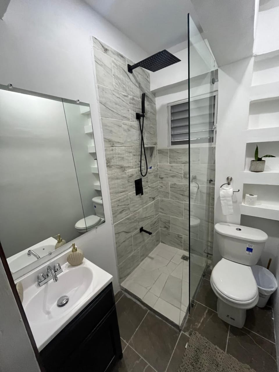 Casa De Shangrila Apartment in Belize City
