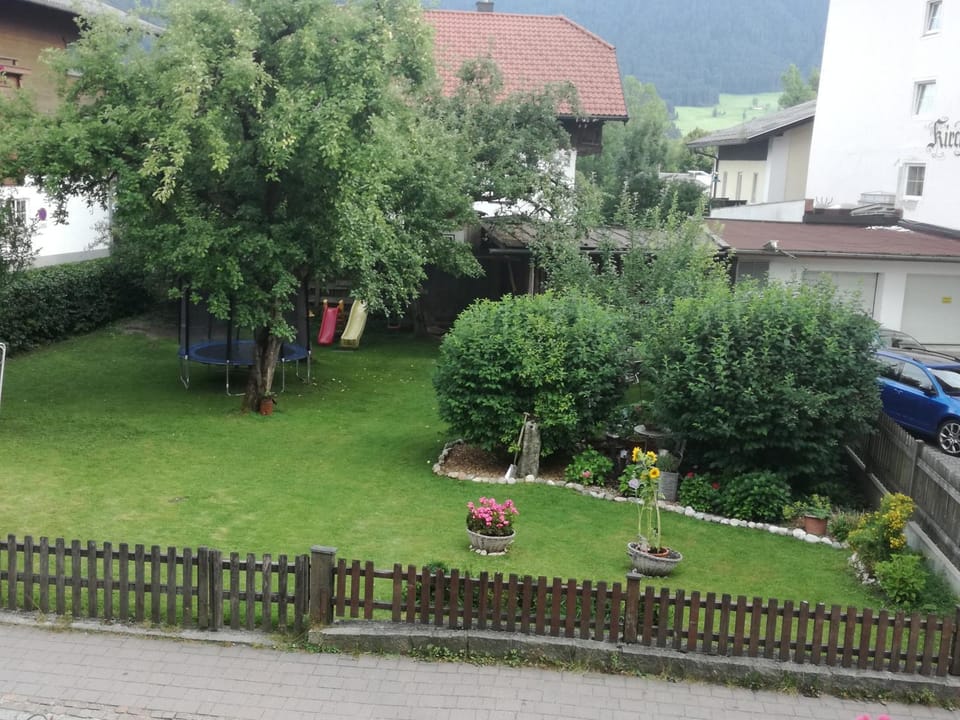 Summer, BBQ facilities, Garden, Garden view