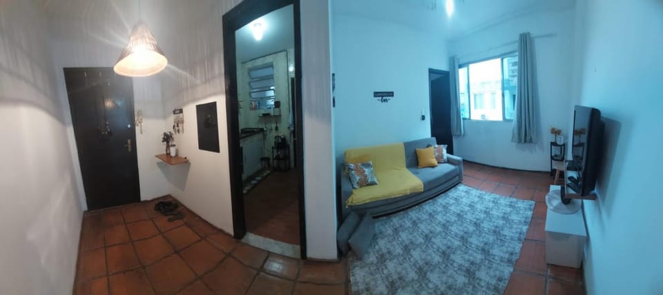 Facade/entrance, TV and multimedia, Kitchen or kitchenette, Living room, Seating area